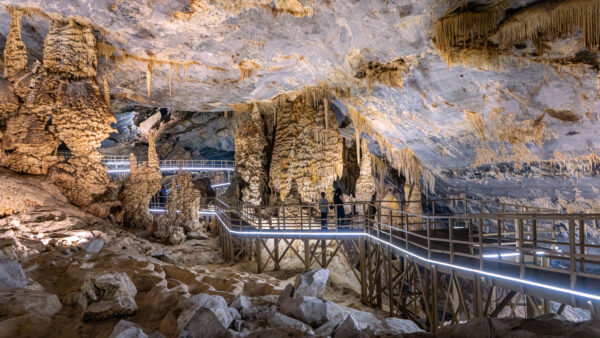 Grutas de Bustamante V4